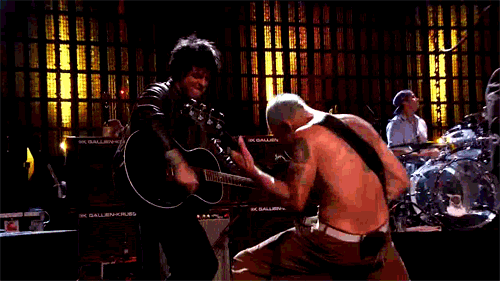 east-alice-nowhere:  capital-emm:  Billie Joe Armstrong and Flea at the Rock &amp;