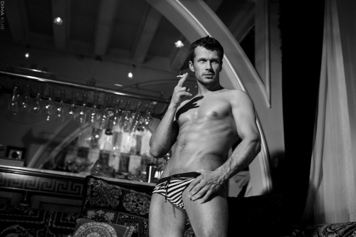 artofphotomen:  mokumdude:  Alexey Nikolaev by Dima Kub  (via TumbleOn ) 