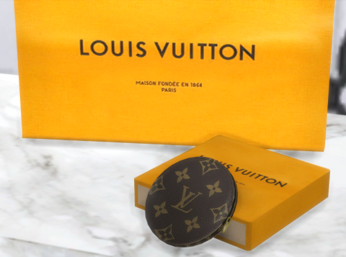 platinumluxesims: LV Round Coin Purse So here is just a little free gift for everyone! LV’s roun