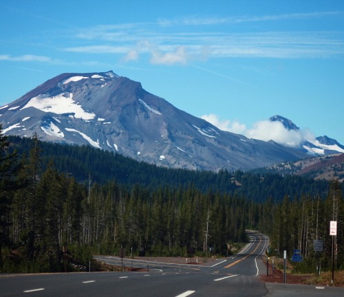 Three Sisters volcano’s Oregon