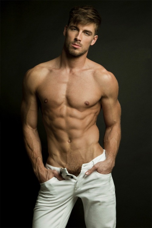 tantalizing-torsos: Tantalizing Torsos!Check Out My New Blog:  FACES OF MEN!