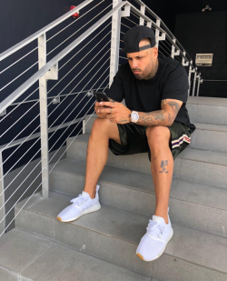 moralezz24:  elpincheari:  Nicky Jam  Sera