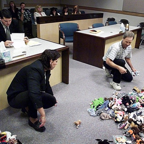 digg: A divorcing couple divides their beanie baby investment under the supervision of a judge. [Reu