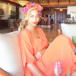 theholytrinitygifs: @BEYONCÉ: Lei’d in Hawaii😜💋 