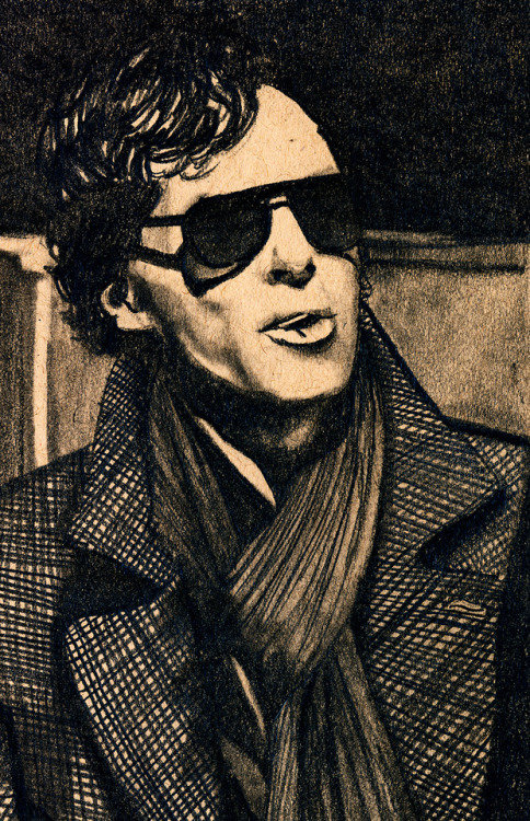 lunadax: Shades and a toothpickagain, a setlock, but a quick one. graphite on toned tan paper. Sorry