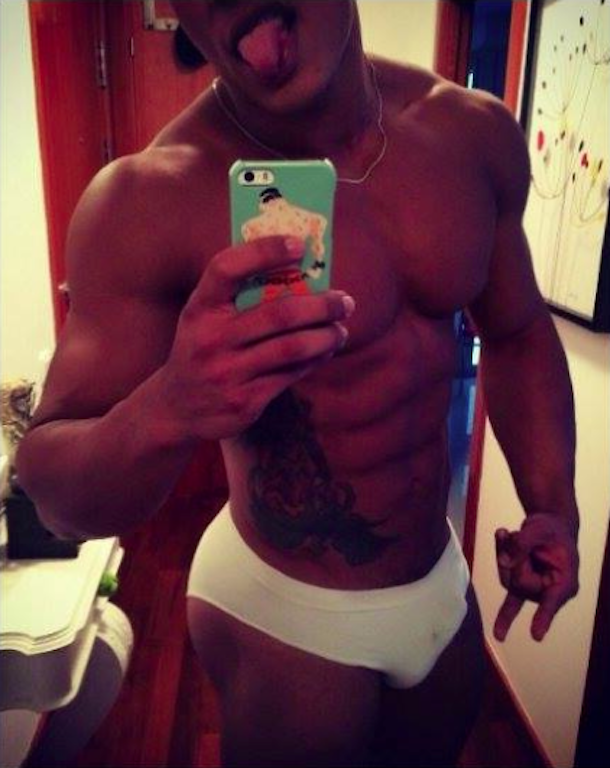 slee-zeafterdark:  1prettiboy1:  sexyredbones:  Who this?  Dddddaaammnnnnn Follow