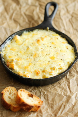 do-not-touch-my-food:  Crab and Artichoke Dip