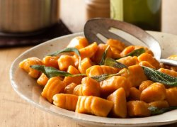 vegan-sophistication:  Vegan Sweet Potato Gnocchi