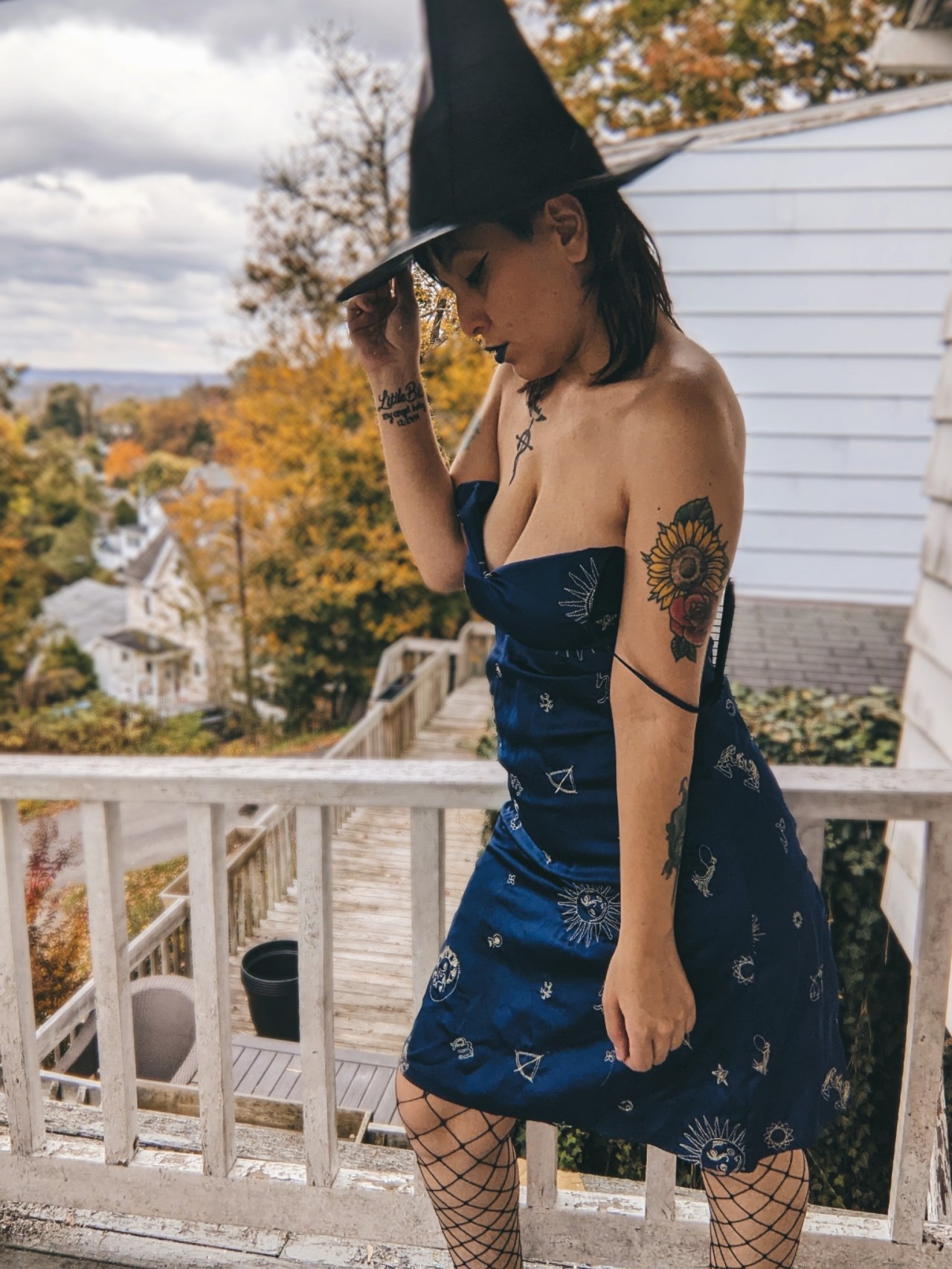 gabbigabriella:🌙💫💙Cause it’s witchcraft wicked witchcraft and although I know it’s strictly taboo when you arouse the need in me, my heart says yes indeed in me💙💫🌙Onlyfans💙(spooky sale for new & old subs)/Manyvids💫/Twitter🌙