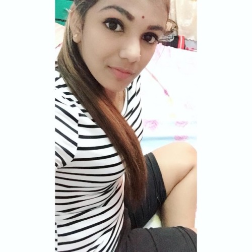alleybai: malaysianthambi: pvee35: who have her naked pic pm me me bro!! Share machi Can get your co