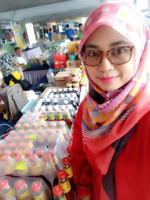 aidafroggy:milf batu pahat keje promoter….nantikannnn wow, best nie, camna klu terllepas