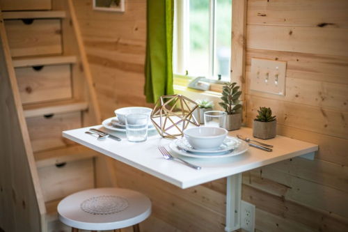 tinyhousetown:  Zoe, one of five tiny houses at the Mt. Hood Village Resort in Oregon. 