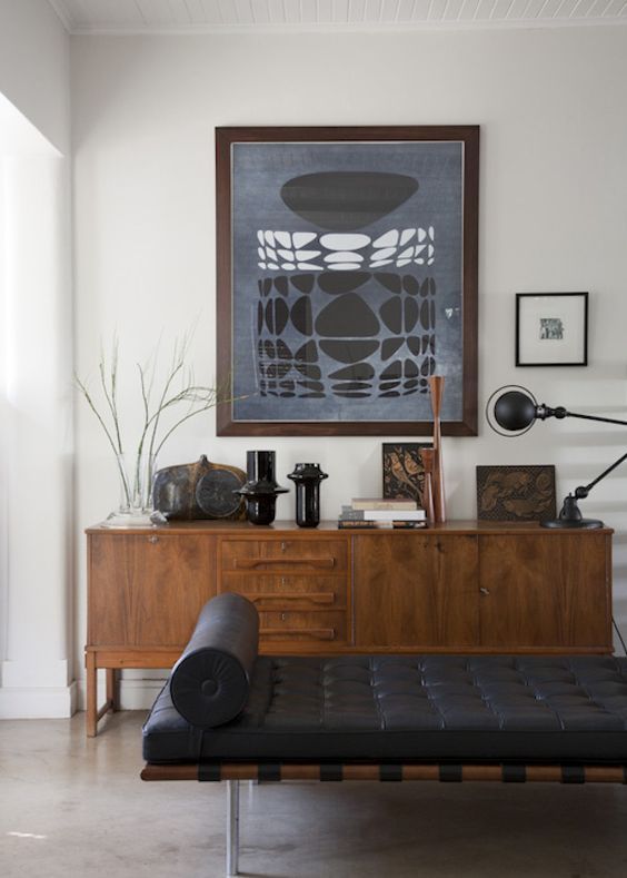 Barcelona Couch by Mies van der Rohe