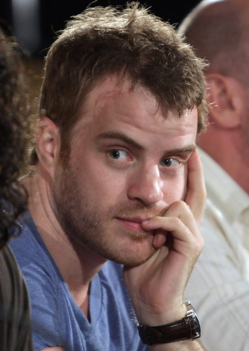 fuckyeahrobkazinsky:  Rob Kazinsky, originally cast as Fili in The Hobbit, speaks to the media during a press conference for “The Hobbit: Part 1” in February 2011