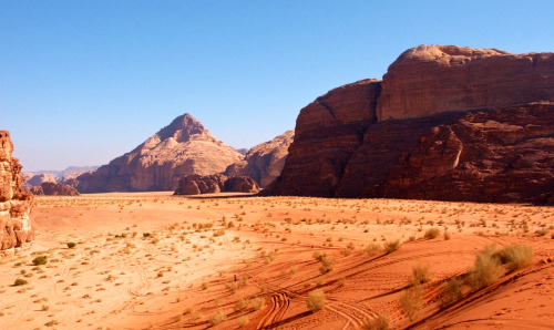 breathtakingdestinations:Wadi Rum - Jordan (by Jose Javier Martin Espartosa) 