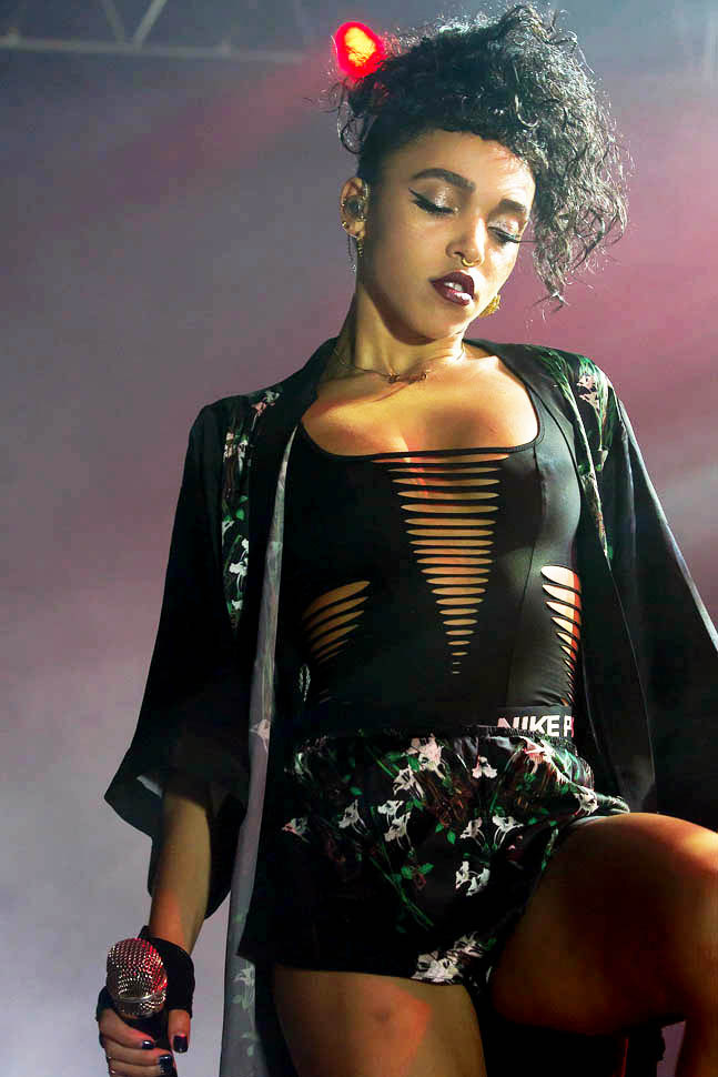 soph-okonedo: FKA twigs performing live on stage at Way Out West festival in Sweden,