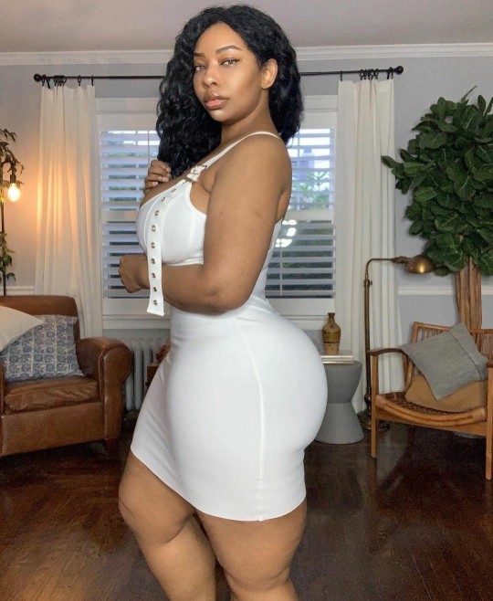 princejazziedad:DeliciouslySexy Curvy Luscious BootiDelicious Ma.. Ms Stormz&hellip;&hellip;&hellip;.❤️❤️❤️
