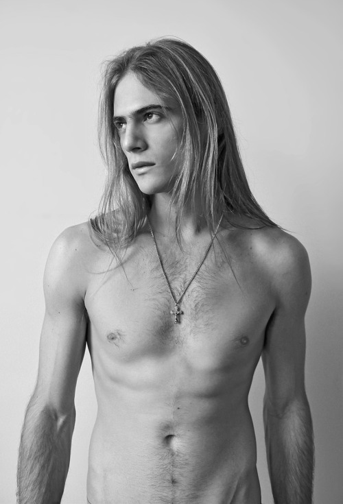 long-hair-guys: Ed Marquezini