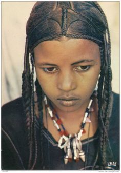 maghrabiyya:let’s just appreciate traditional tuareg hairstyles for a secondmy grandma occassionally