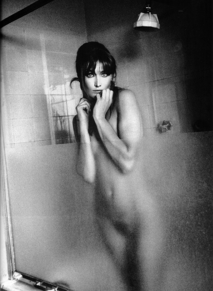 adreciclarte:  Carla Bruni by Dominique Issermann, 1994 