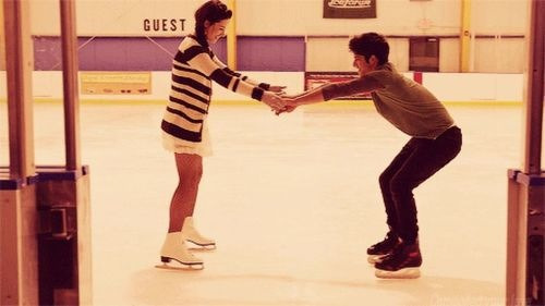 bem-me-leveee:  WelcomeMrsF em We Heart It.