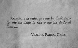 historiadeunolvido:  suicidal—dreamer:  Que irónico y contradictorio, ella da gracias a la vida pero se suicido .-.