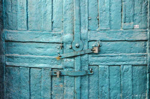 - The door to the Fatih Hırdavatçılar Çarşısı, Karaköy, Istanbul, Turkeyinstagram