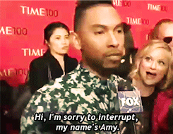  Amy Poehler fangirling over Miguel! (x) 