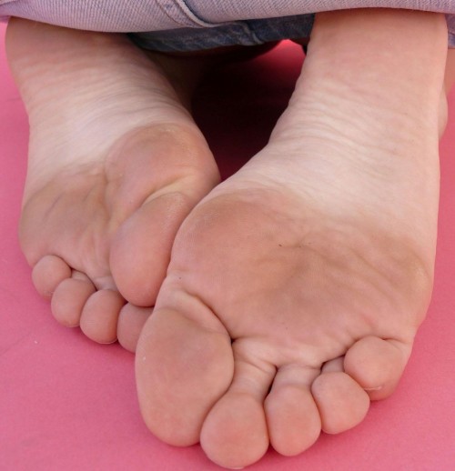 Feet , Pieds , Toes , Orteils et sensualité délicieuse