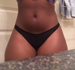 ebonypussies:  Submitted by anonymous (through