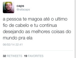 o mundo todo abarco e nada aperto