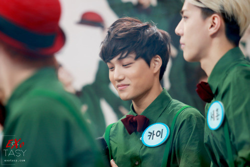 dailyexo: Kai - 131219 Mnet Open Studio Credit: EXOtasy. (엠넷 오픈 스튜디오)