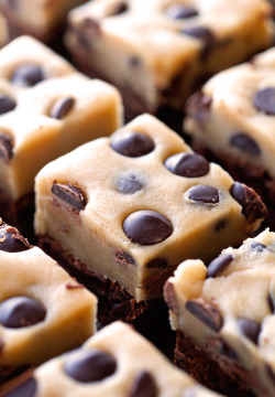 foody-goody:  Recipe: Chocolate Chip Cookie Dough Brownies