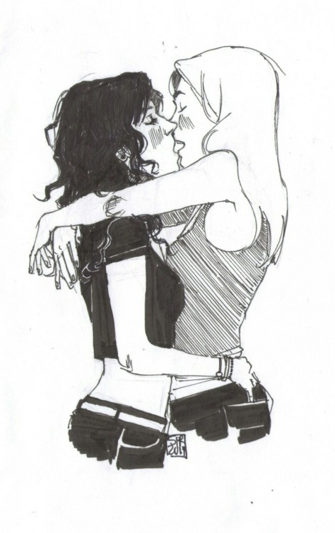 mygayisshowing:  ♡