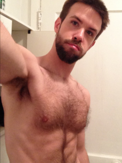 cuddlyuk-gay:    I generally reblog pics of guys with varying degrees of hair, if you want to check out some of the others, go to: http://cuddlyuk-gay.tumblr.com  