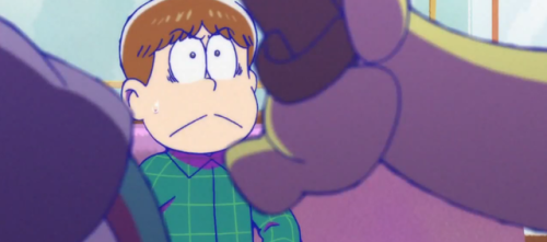 lucifenias:  Jyushimatsu paused from wrestling Ichimatsu just to catch Ichimatsu’s sandal so he could put it back on his foot lmao