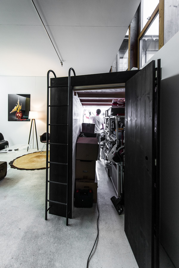 cjwho:  The living cube by Till Könneker  I moved into a apartment studio without