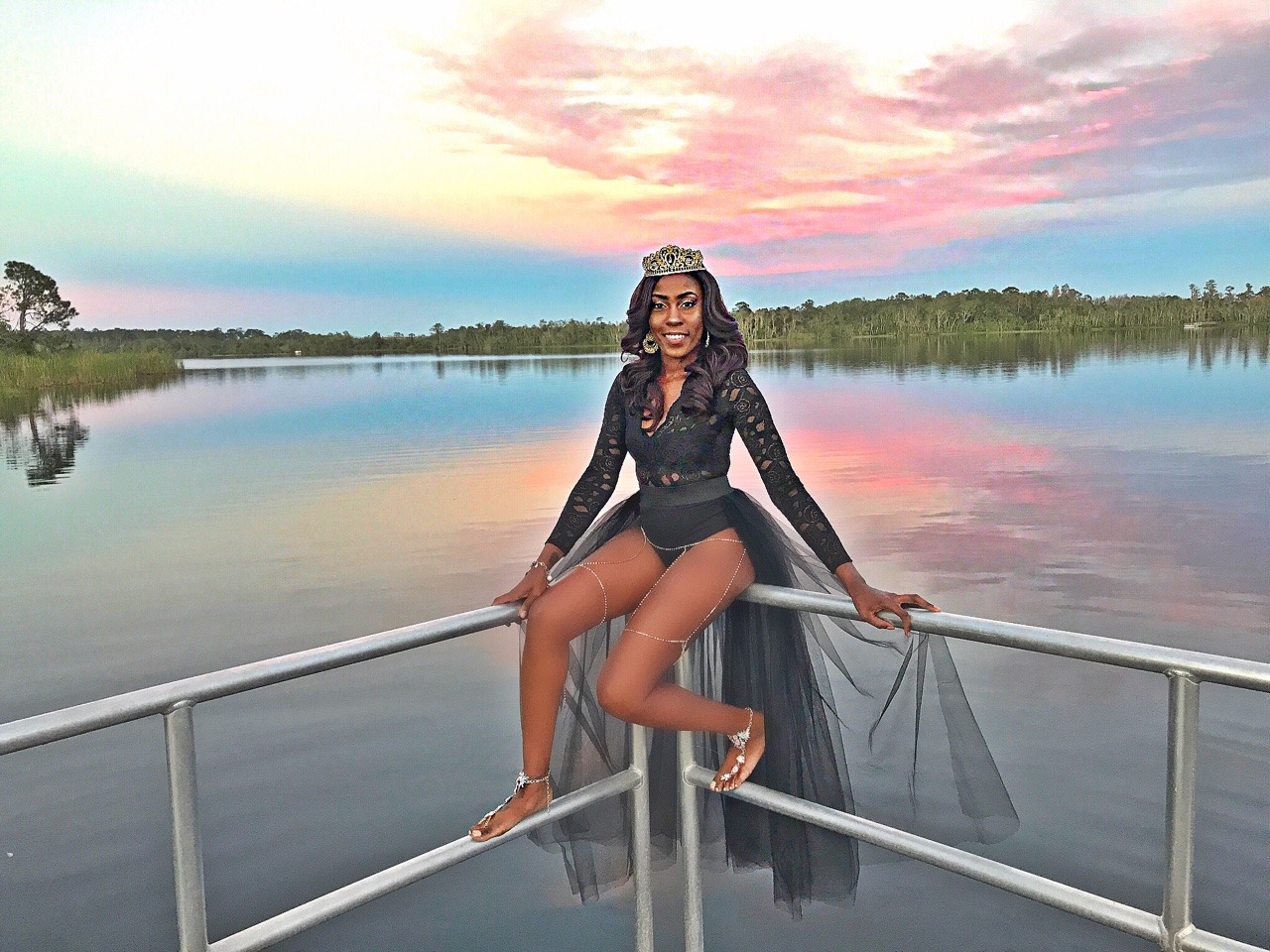kickznkinks:  If you’re gonna turn 30 you might as well look Bomb AF doing it 👑
