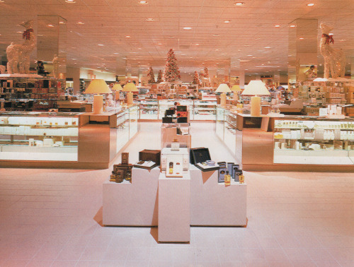 palmandlaser: From Visual Merchandising (1986)
