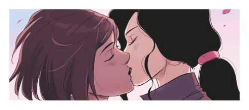 avatarparallels:Mako + Korra + Asami Kisses.