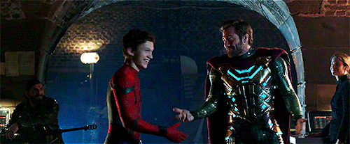 thwip:Tom Holland and Jake Gyllenhaal behind the scenes of Spider-Man: Far From Home