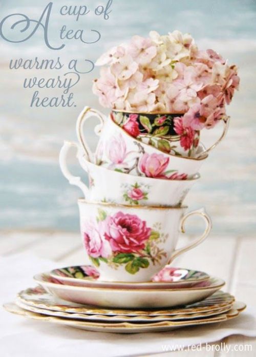 queenbee1924: A cup of tea warms a weary heart. | A taste of Summer Tea~ | Pinterest)
