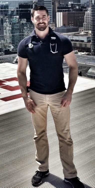 randydave69:  If he is the doctor I hope he needs to do a prostate exam on me! 