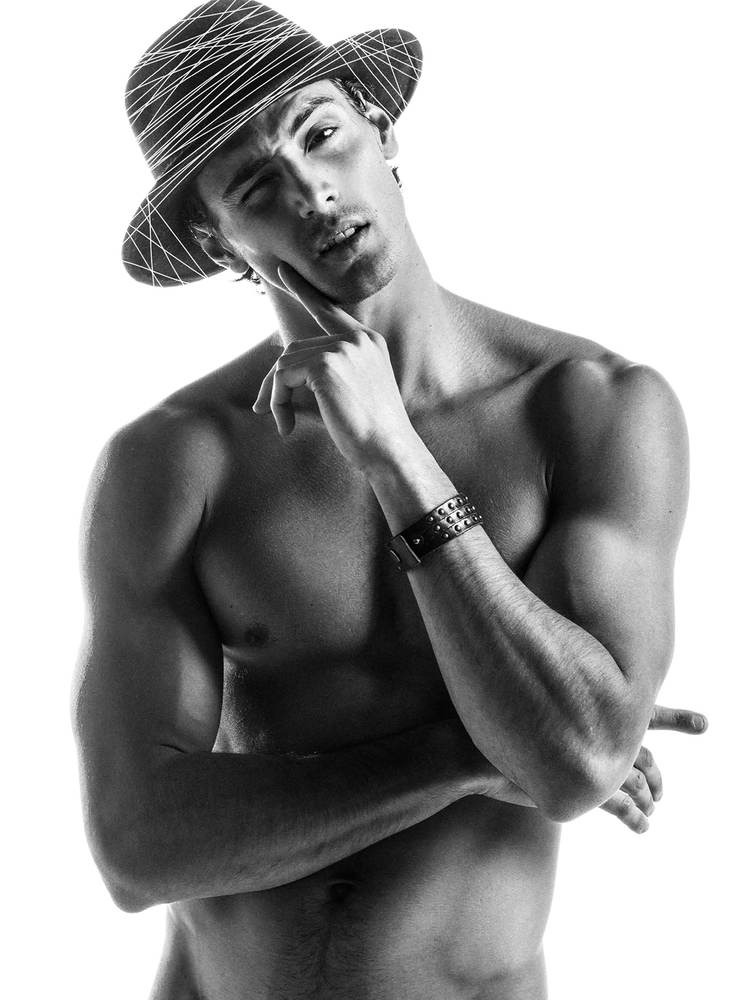 rapideyesmovement:  Elliott Law by Blake Ballard