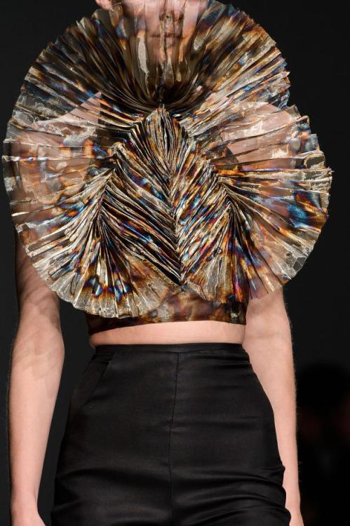 Porn photo notordinaryfashion:  Iris Van Herpen F/W