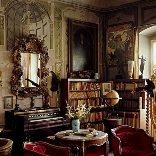 themaninthegreenshirt:Alphonse Mucha’s Library / Sitting Room, Prague, Czech Republic