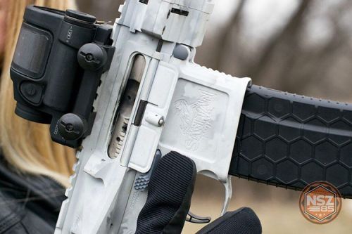 Mmmmm&hellip;. @santantactical hotness! @hexmag, @fortismfg, @elftactical and @trijicon also making 