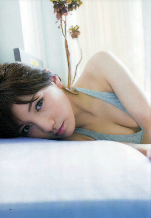 z3144228iii:  岡田奈々