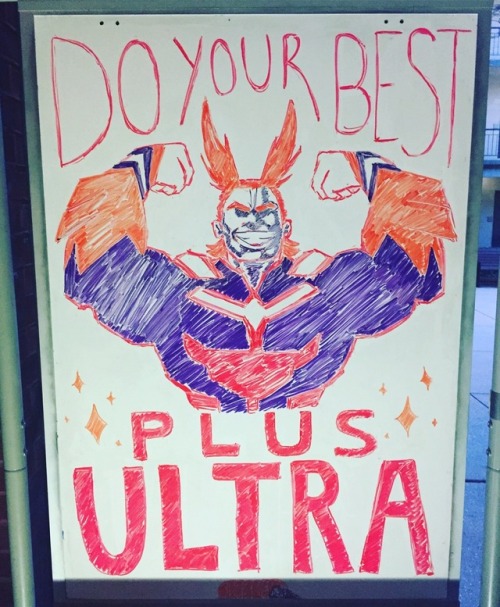 I got the grave shift at work so I spent that time drawing All Might to greet students for the day!(