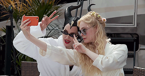 XXX hyruule:  Angelina Jolie and Elle Fanning, they’re photo